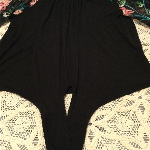 Made in USA Ladies Top sheer sleeves - Picture 6 of 7